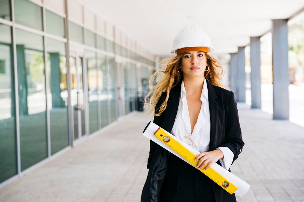 How Do General Contractor Schools Prepare You for Licensing?